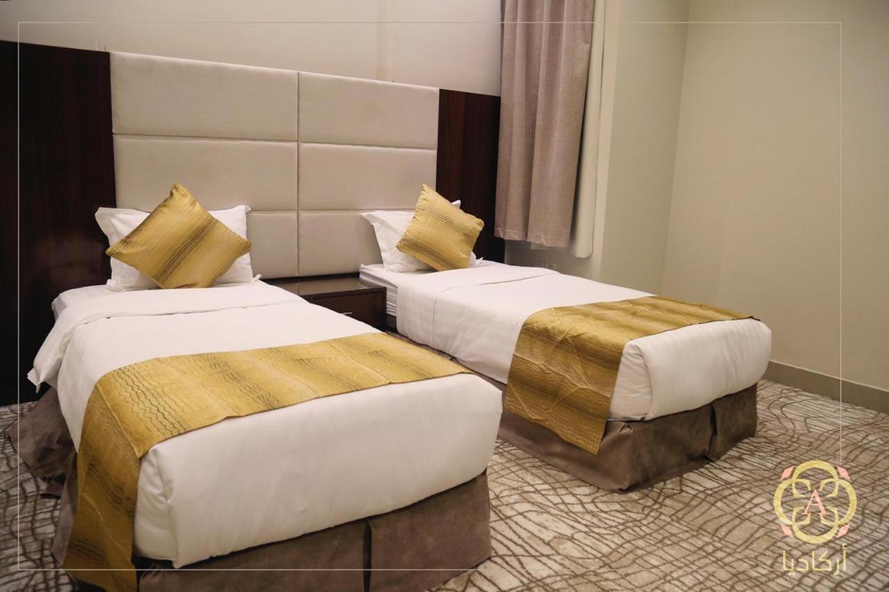 Arcadia Hotel Suites Yarmouk Riad Exterior foto